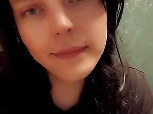 Play my clit right now please