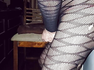 Azucena shes hoy play with huge dildo cums twice