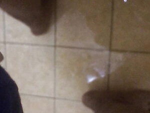 Wearing aunty's kotex pad and pee with panty