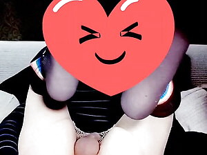 The young girl Ruby Queen once again penetrating her anus Vagina, this young girl would love to be penetrated by an old Man