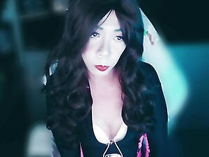 Live streaming while vibrators bite my nipples and anal