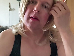 showing my new tight fitting mini skirt