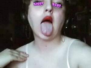 SISSY  SLUTS SHOWS OFF