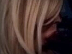 Jenyfer Trans fetish salope talons aiguilles