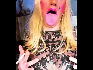 ADDICTED BIMBO PRINCESS SMOKER SLUT