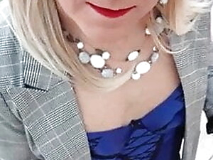 Happy new year 2021 from blonde Candice